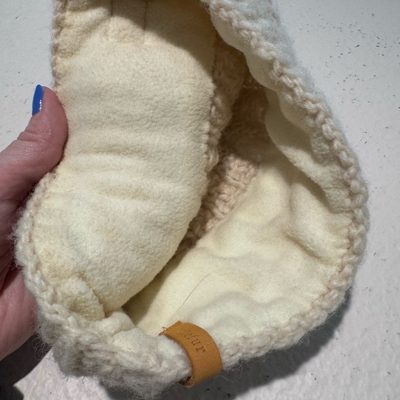 Turtle Fur Beanie - Picture 3 of 4